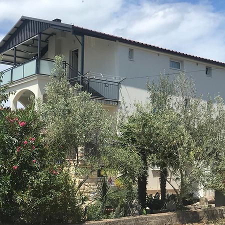 Lovely Sea View House 2 In Malinska Island Krk エクステリア 写真