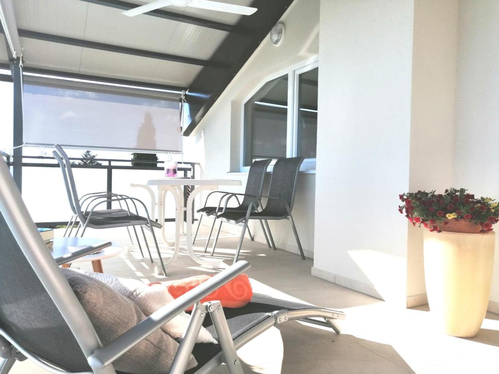 Lovely Sea View House 2 In Malinska Island Krk エクステリア 写真